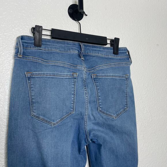 Old Navy Womens Size 8 Rockstar Skinny Leg Medium Wash Denim Blue Casual - Picture 14 of 16